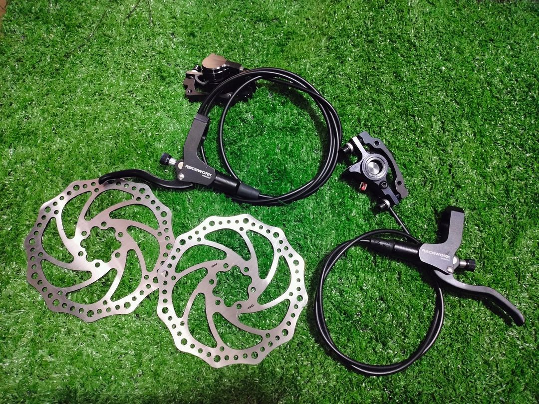 Picture of Kamroos Hydraulic Oil Brake Set MTB Bicycle Brake Front Rear With Disc