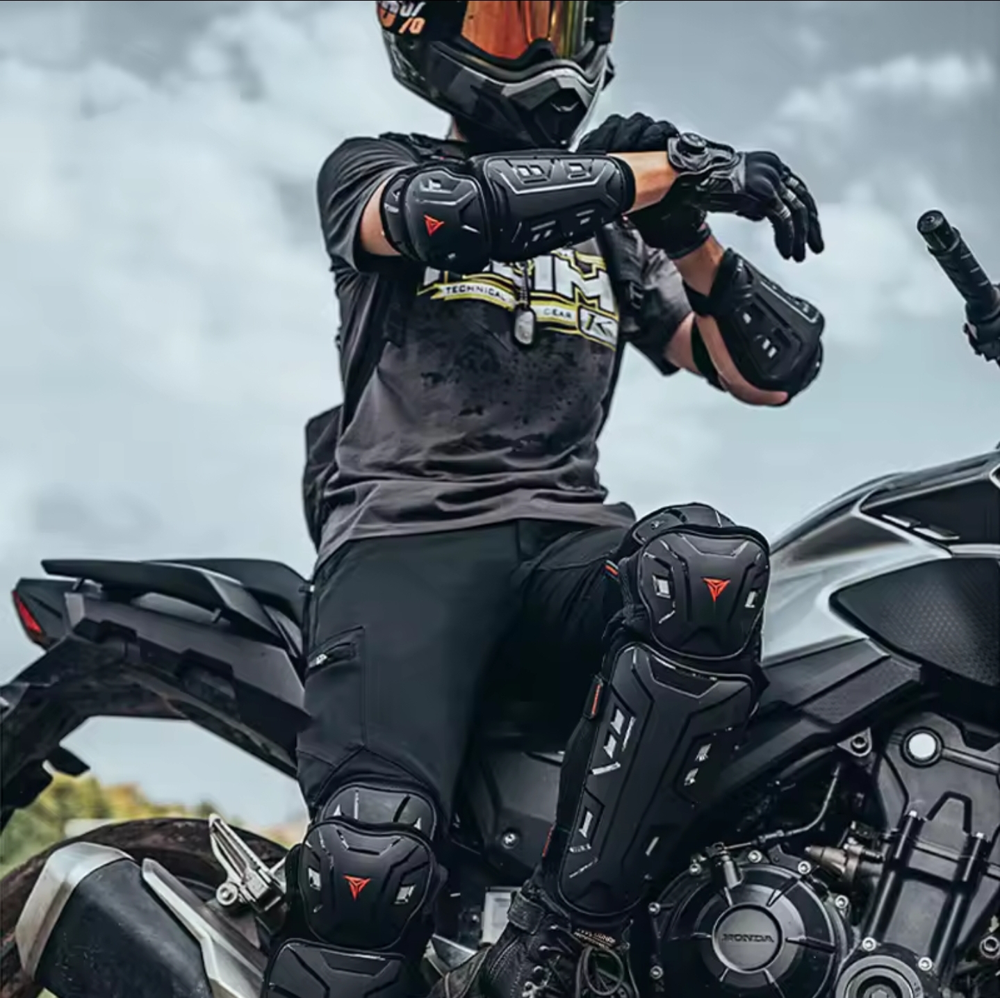Picture of Elbow Protector Motorcycle Knee Pads Set Motocross Knee Guard Protective Gear Motocross Elbow Pads+Knee Pads