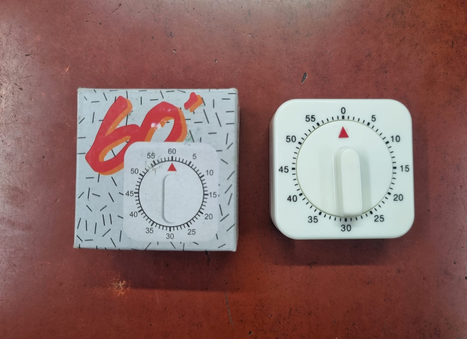 Picture of Purpose Timer Square 60 Minute Mechanical Multi - white  60 Minute Mechanical Multi Purpose Timer- white