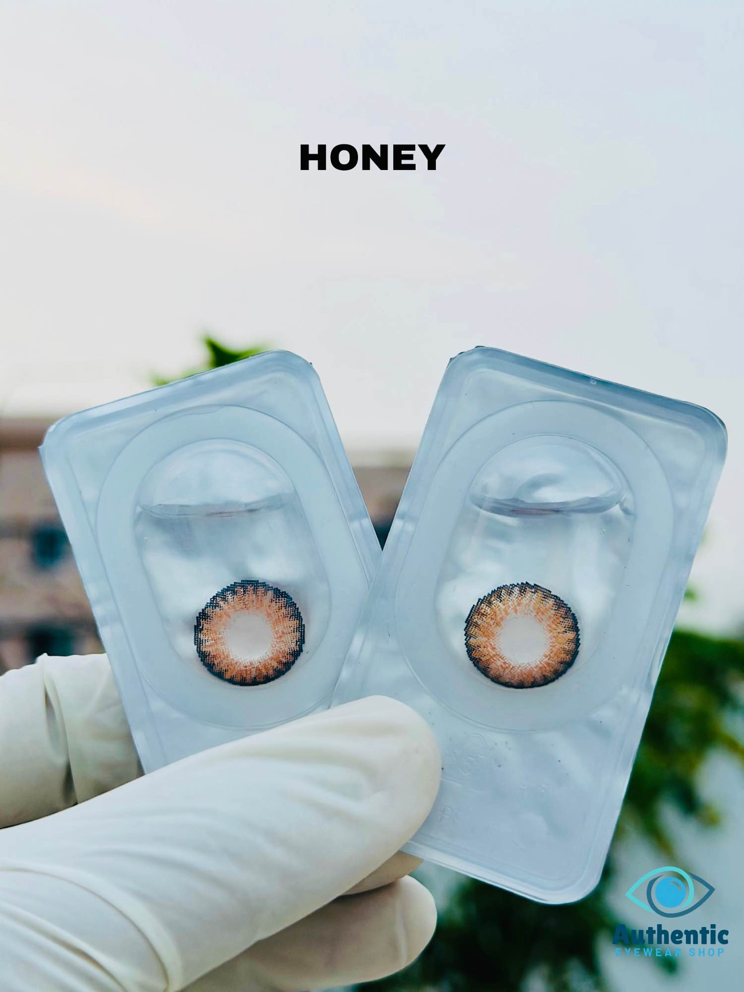 Picture of Freshlook contact lens colour honey