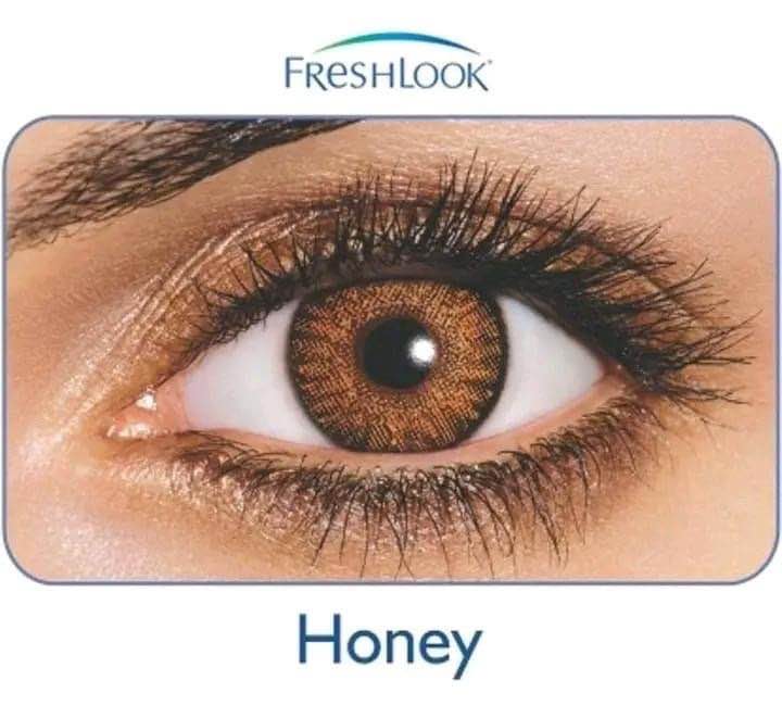 Picture of Freshlook contact lens colour honey