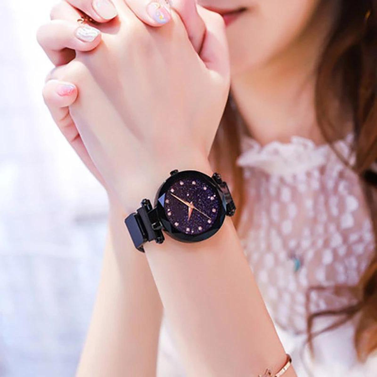 Picture of Dior magnet Analog Watch For Women(null)