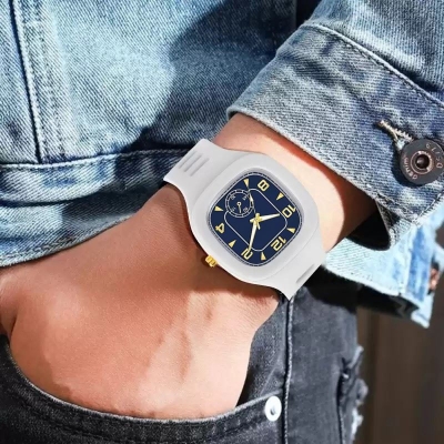 Picture of Lavish indulgent Fashionable Watch Silicone Band Quartz Analog Wrist Watch For Men - Watch For Men - Iconic Style