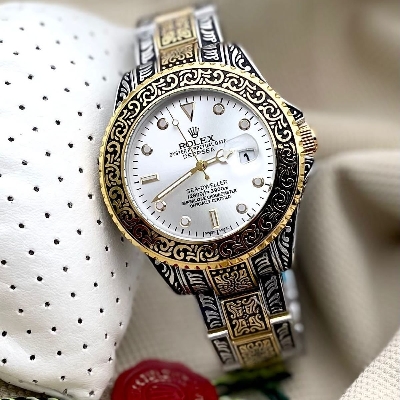 Picture of Stainless Steel Watch Gold Chain For Men Stylish Watch For Men