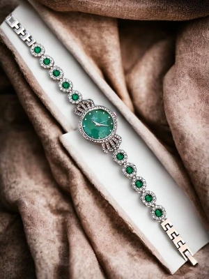 Picture of The ultimate royal statement -New Stainless steel watch for women - ladies watch