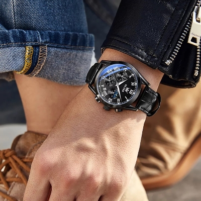 Picture of Olevs_Men Leather Date Function Luxury Smart Fitness Wrist Watch For Men