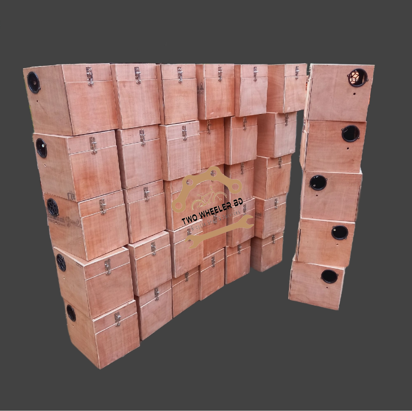 Picture of Square Big Size Breeding Box for Cockatiel or Macao Parrot with Perch Attached