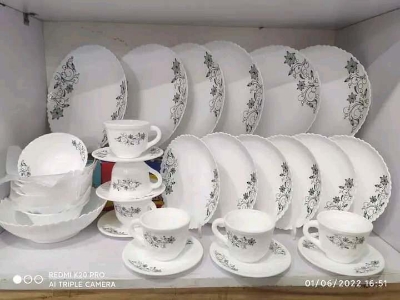 Picture of 27 Pcs Pyrex Opal Glassware White Oven Save Dinner Set - Dinner Set