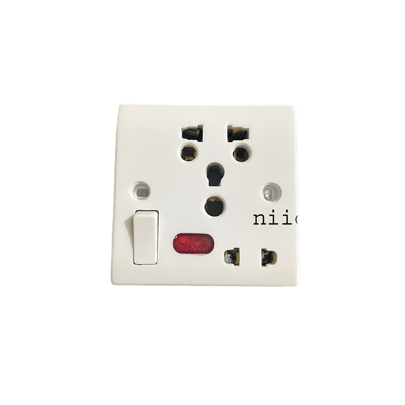 Picture of Niico 15 Ampere Heavy Duty Multi AC Socket= (2 Years Repless Warranty)