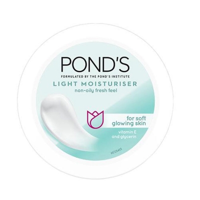 Picture of Pond’s Light Moisturiser Non-Oily Fresh Feel (100ml)