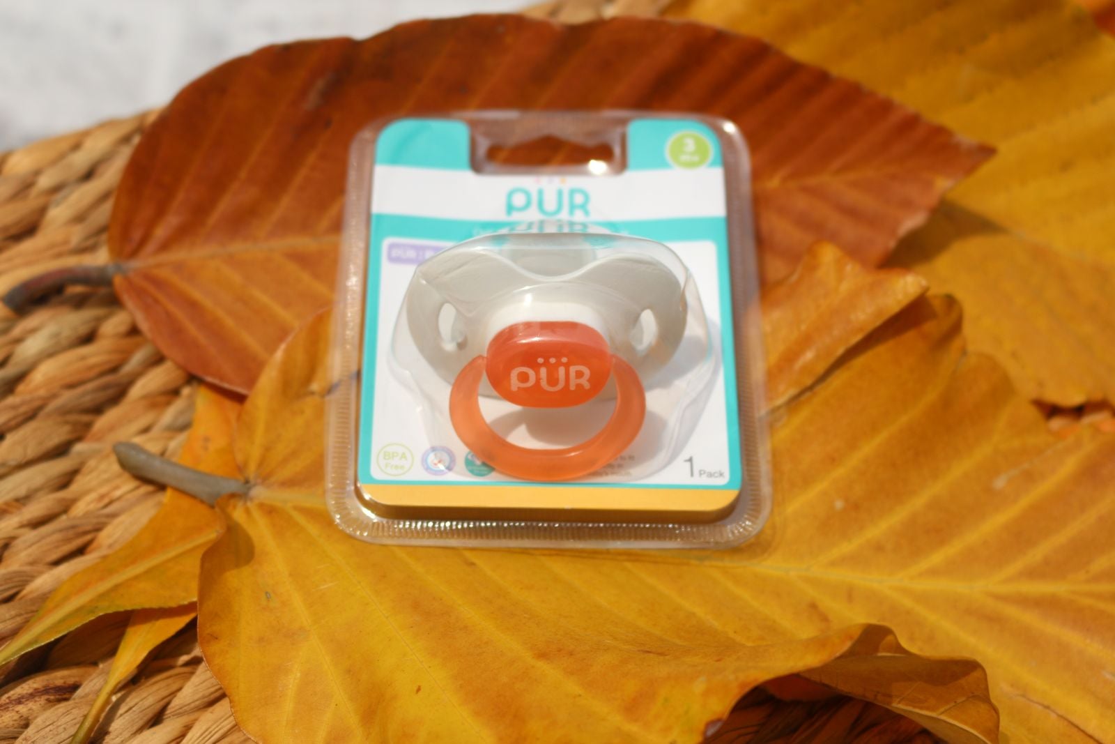 Picture of Pur Orthodontic Silicone Soother (3m+) - (14017)