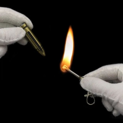 Picture of Creative kerosene lighter open fire lighter personality key chain pendant outdoor metal