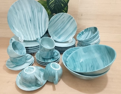 Picture of 32 Piece Bengal fine Ceramic Dinner Set
