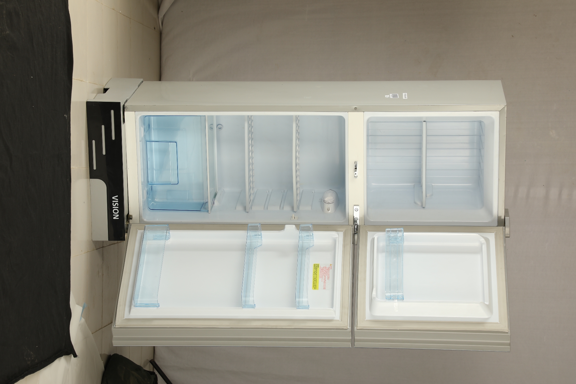 Picture of VISION GD Refrigerator Re-142 L Blue  Star Flower TM Picture of VISION GD Refrigerator Re-142 L Blue  Star Flower TM