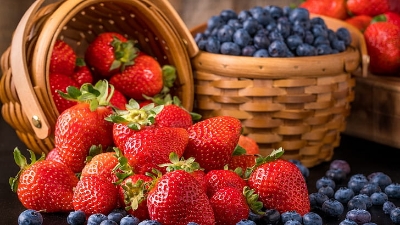 Picture of Global 30 Pcs Red Sweet Strawberry Seeds - 30 Pcs Seeds