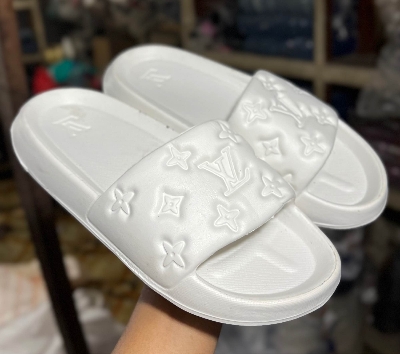 Picture of Versatile -Quality And Durablity -New LV Waterfront Mule Slides for Men- Innovative Qualityful - Easy To care and Longive Picture of Versatile -Quality And Durablity -New LV Waterfront Mule Slides for Men- Innovative Qualityful - Easy To care and Longive