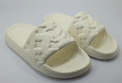 Picture of Versatile -Quality And Durablity -New LV Waterfront Mule Slides for Men- Innovative Qualityful - Easy To care and Longive Picture of Versatile -Quality And Durablity -New LV Waterfront Mule Slides for Men- Innovative Qualityful - Easy To care and Longive