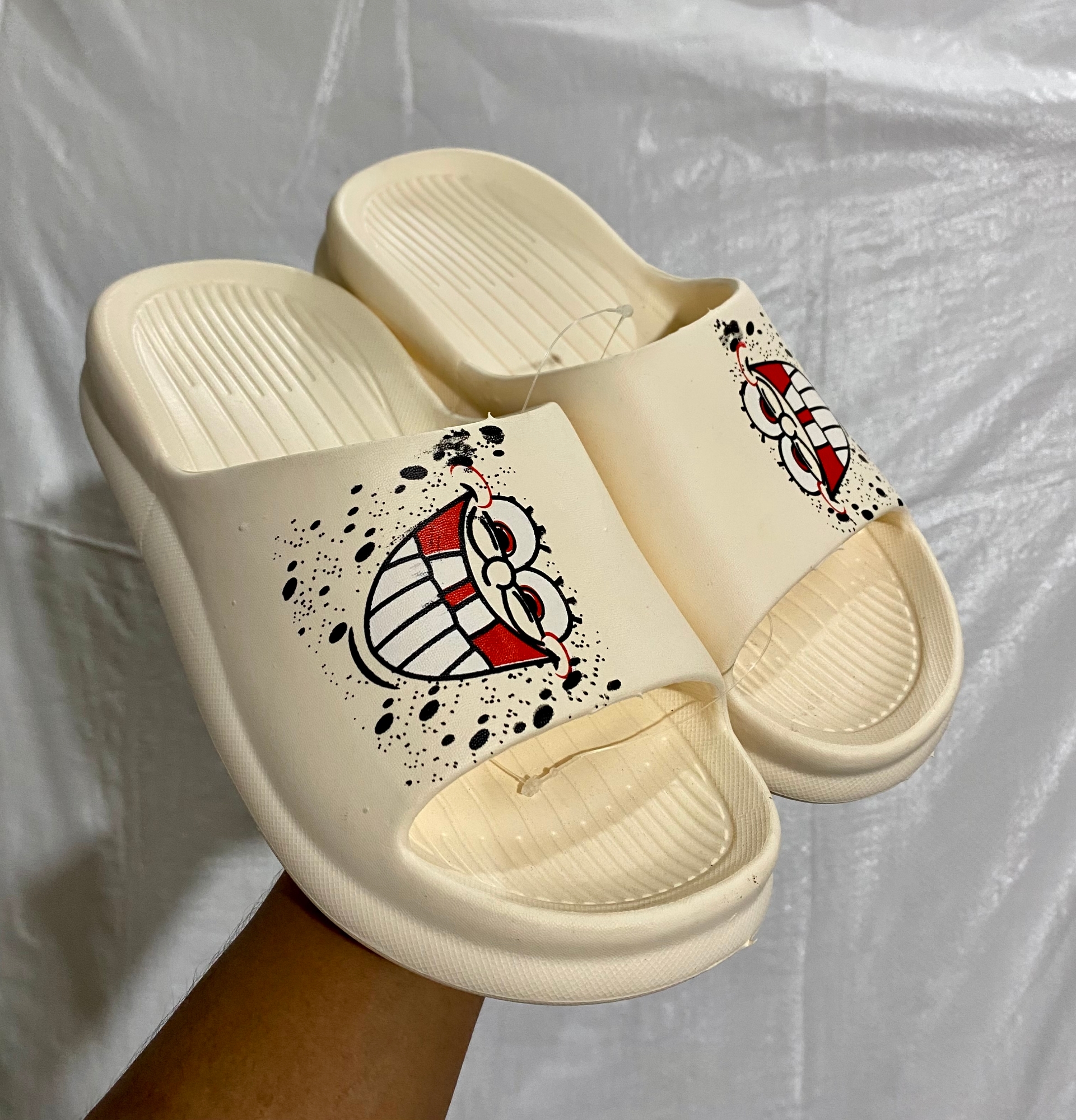 Picture of New Mens Trendy Ultra Soft Quick Drying Non-Slip Cartoon Printed Thick EVA Sole Open Toe Slipper Slides