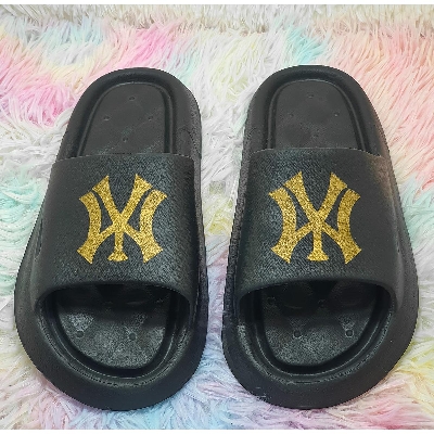 Picture of New Mens NY Super Soft Super Lightweight Indoor & Outdoor Slippers Slides Sandals for Men