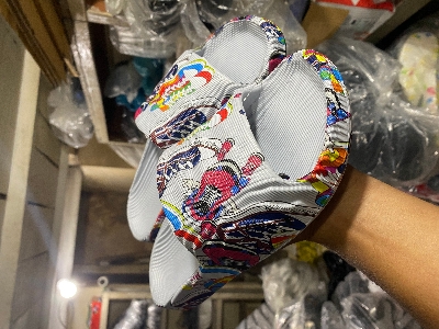 Picture of Mens New Fashionable Trendy Printed Adilette Textured Slip-on Slide Slippers Sandals Picture of Mens New Fashionable Trendy Printed Adilette Textured Slip-on Slide Slippers Sandals