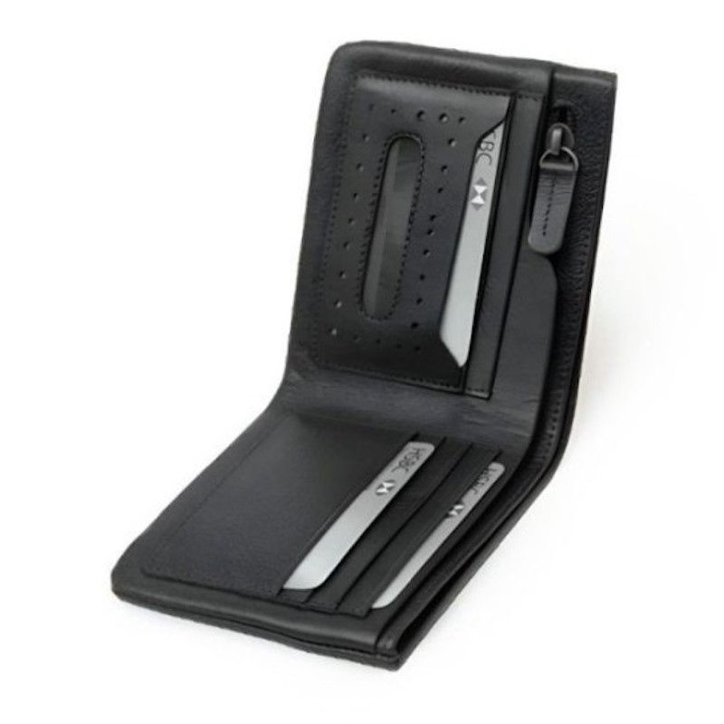Picture of Avro Premium Men's High Quality Bifold Wallet With Inner Zipper Pocket Black Wallet For Men 100% Cow Leather Money Bag For Men Elegant And Comfortable Stylish Export Quality MoneyBag For Men Short Wallet Fashion Vintage Wallet  For Men's