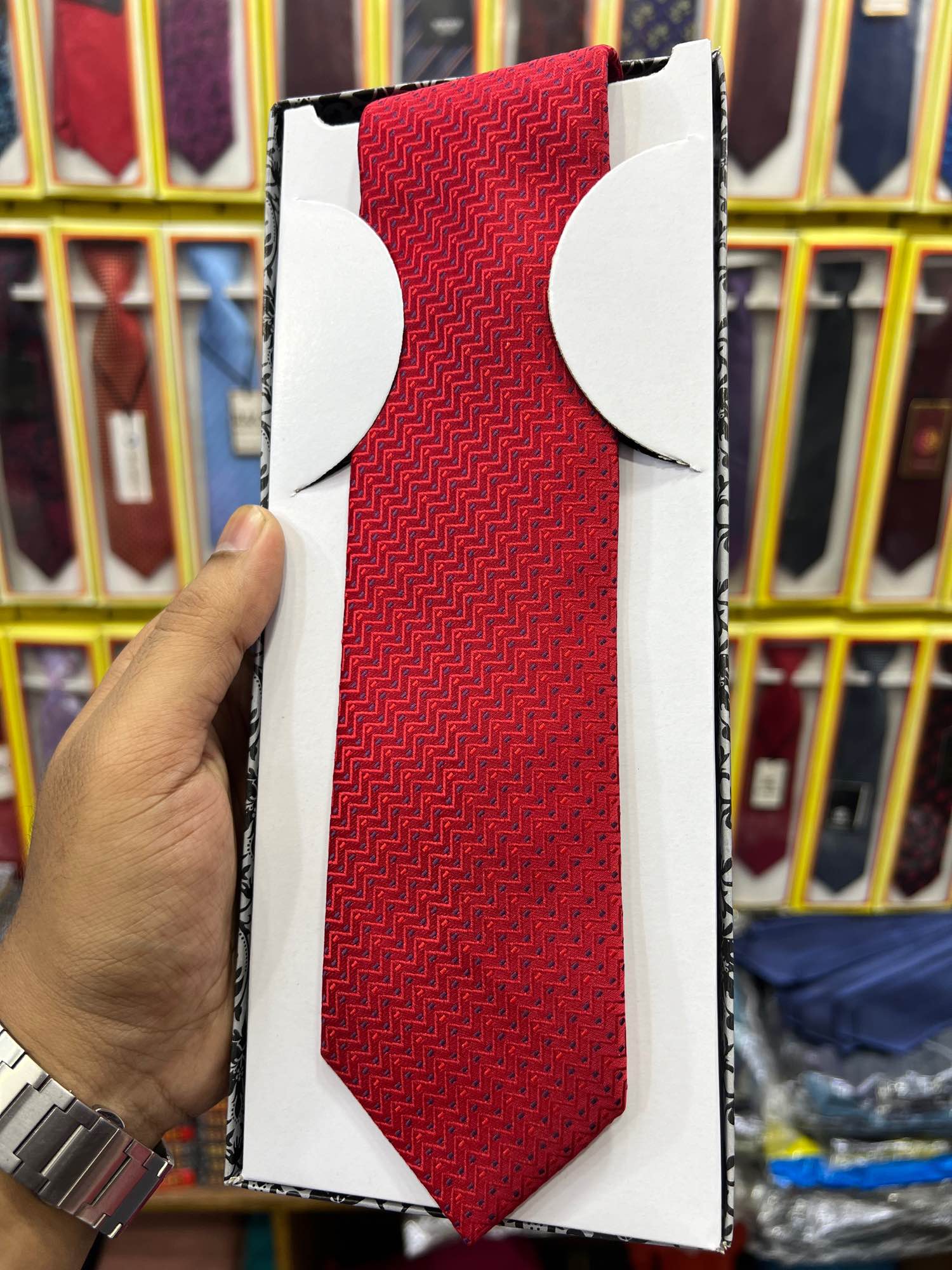 Picture of Red Fashion Formal Tie For Men