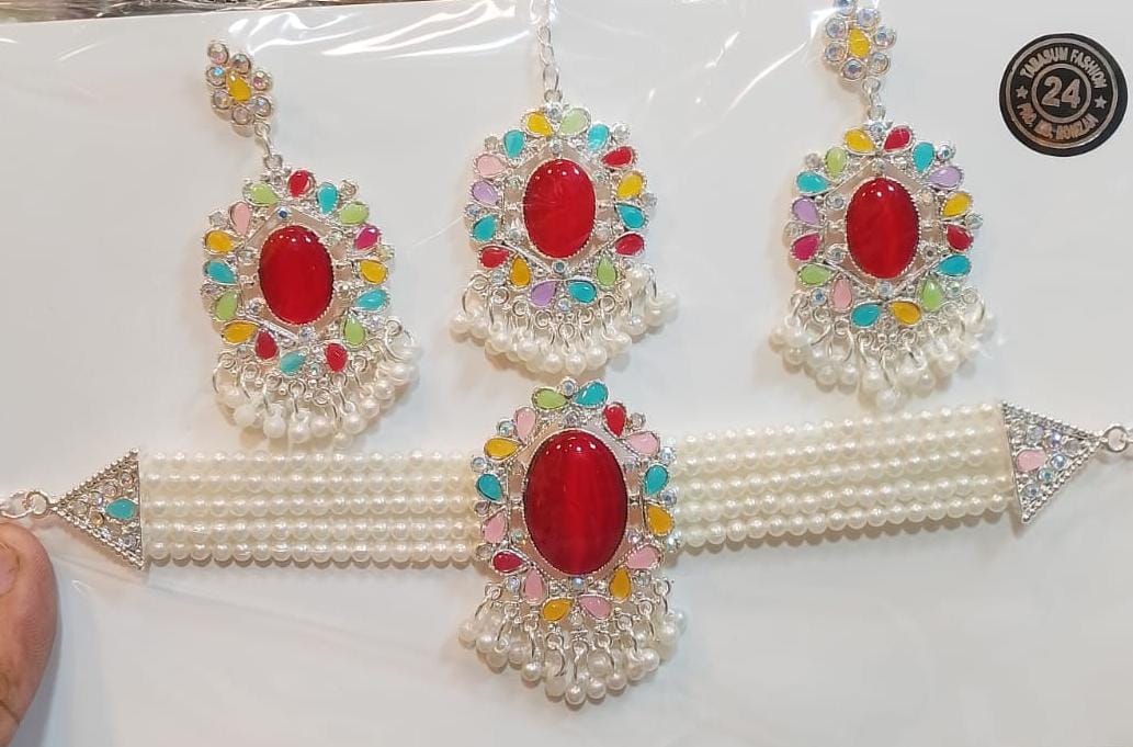 Picture of akik stone choker necklaces with tikli and ear rinngs . women jewellery , ornaments choker
