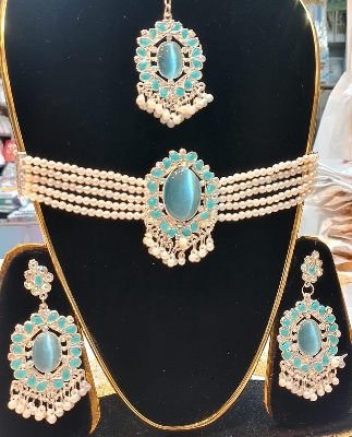 Picture of akik stone choker necklaces with tikli and ear rinngs . women jewellery , ornaments choker