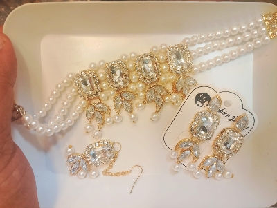 Picture of Jewel Addiction Gold Plated Polki Kundan And Pearls Choker Necklace 