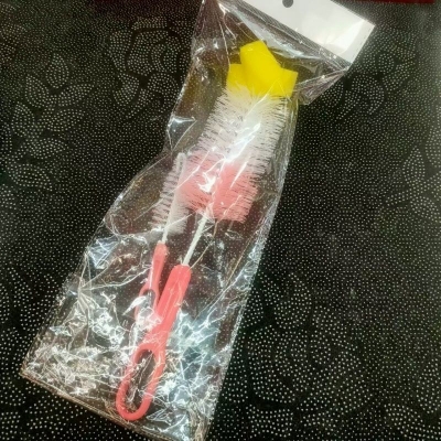 Picture of Factory Direct Small Size 2-Piece Set 2 Bottle Plastic Brush for Baby Nipple Nylon Glass Bottle Sponge Design Style