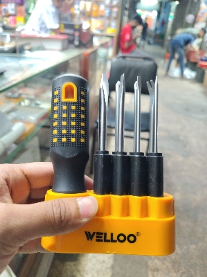 Picture of 🛠️ WELLOO 9-Pcs Screwdriver Set | Multi-Purpose Hand Tool Set – SDRS009