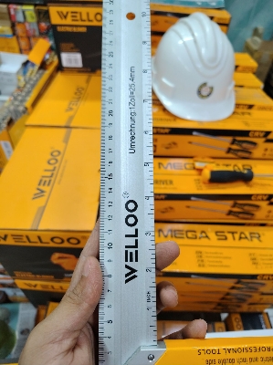 Picture of WELLOO 12" Aluminum Square Ruler ALR6130 🛠️📐