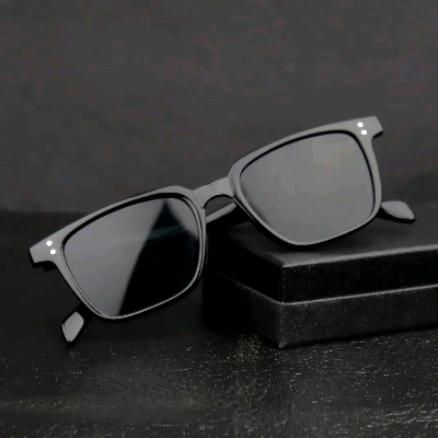 Picture of New Men Black Fashionable Sunglasses New Vision Driving Party Travel Sunglasses Best Black Sunglasses