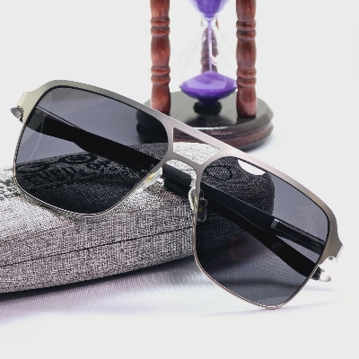 Picture of New Polarized Aloy Fashionable 400 UV Sunglass For Man
