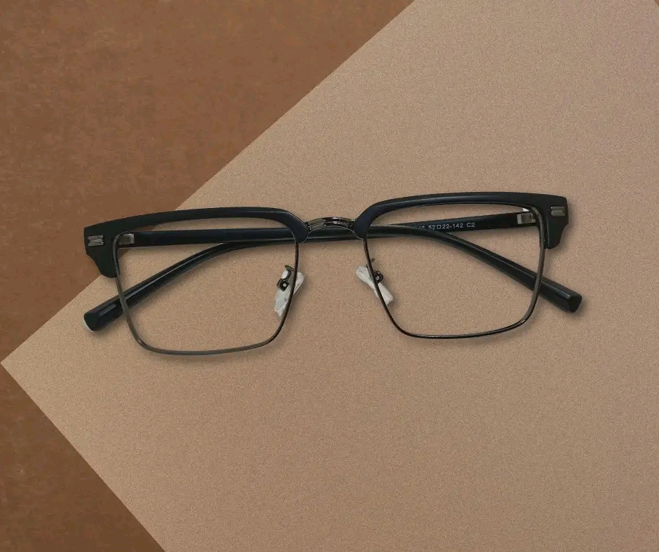 Picture of Trendy Modern Stylish Eye Glass | PRS Frame 65