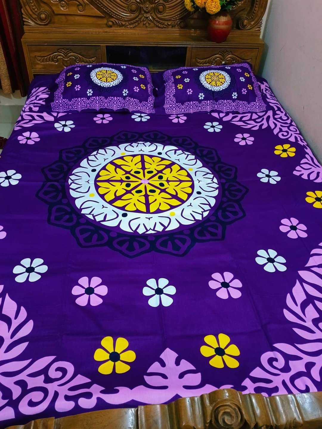 Picture of Digital Home tex Luxury Panel Fashionable Bed Sheet for Home Decoration from Clothika