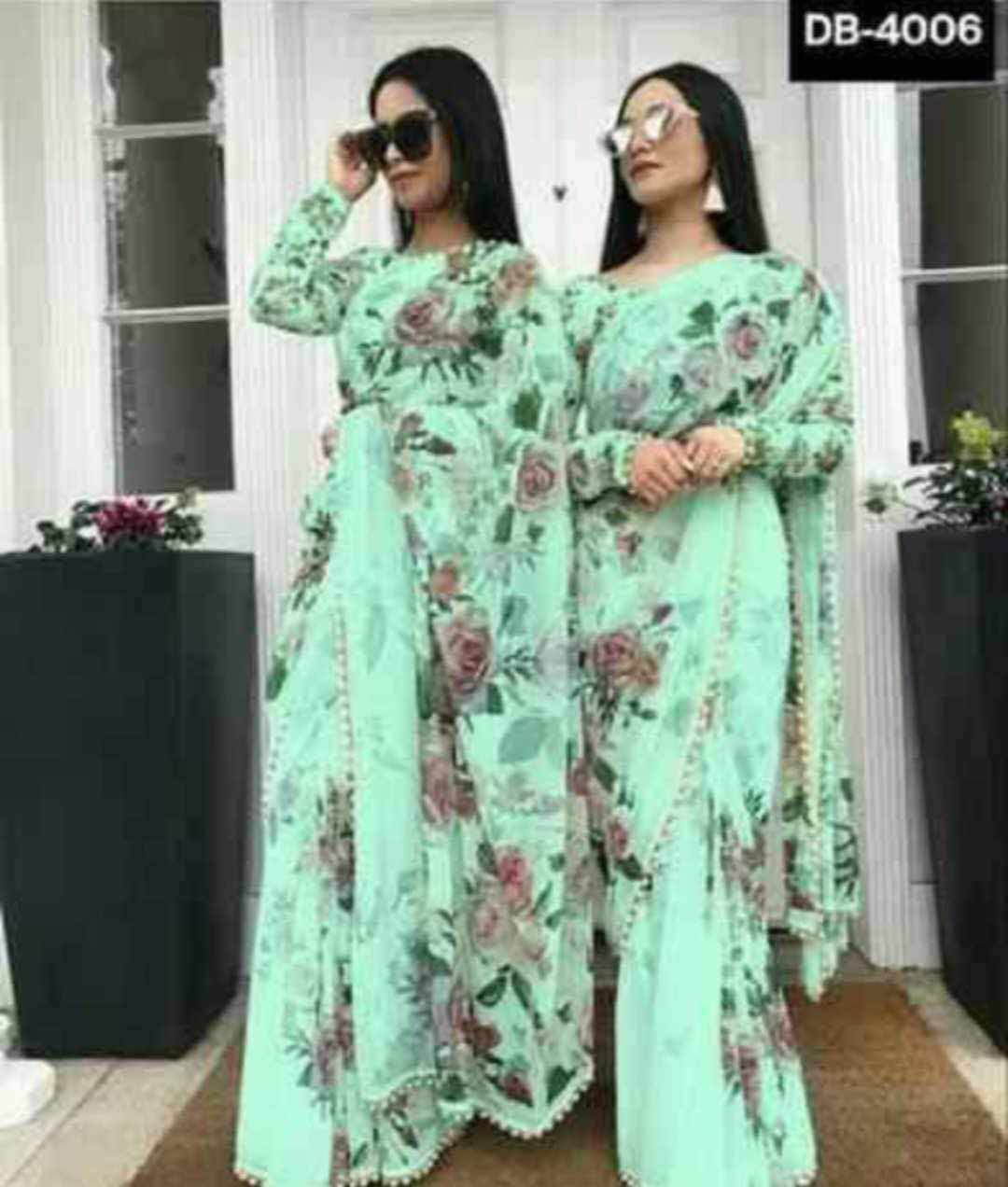 Picture of Fashionable Georgette Pearl Lace Saree with Blouse Piece