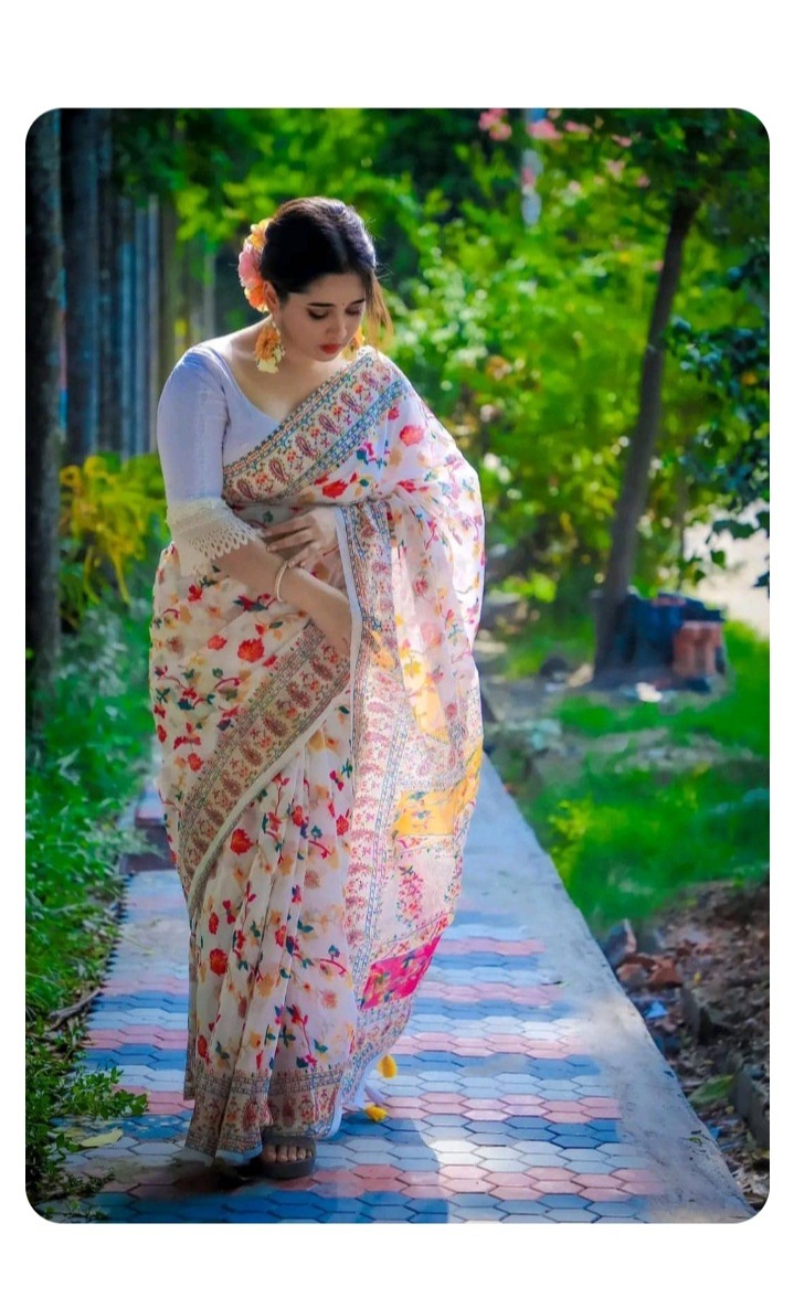 Picture of Tangail Half Silk jamdani Saree for women/ saree