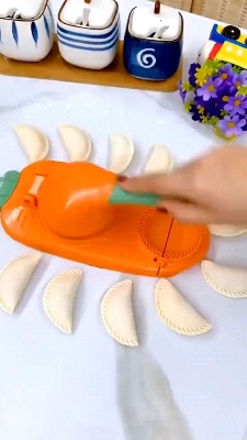 Picture of 2-in-1 Dumpling Maker Pitha Maker, Manual Dough Presser Dumpling Wrapper Mold Dough Pressing Tool Kitchen Pastry Baking Tool accessories