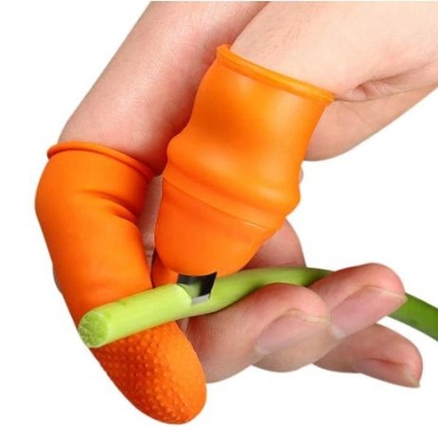 Picture of Silicone Finger Protector for Vegetables and Fruits Cutting - 5 in 1 Pack