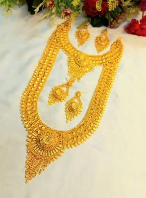 Picture of High Quality Gold-Plated Bridal Jewellery Set Picture of High Quality Gold-Plated Bridal Jewellery Set