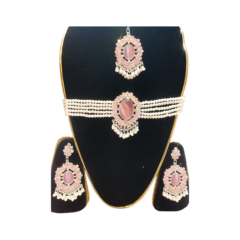 Picture of akik stone choker necklaces with tikli and ear rinngs . women jewellery , ornaments choker Picture of akik stone choker necklaces with tikli and ear rinngs . women jewellery , ornaments choker