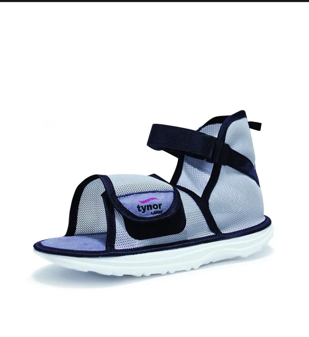 Picture of Tynor Cast Shoe Rocker Sol (protection, walk, light weight) Picture of Tynor Cast Shoe Rocker Sol (protection, walk, light weight)