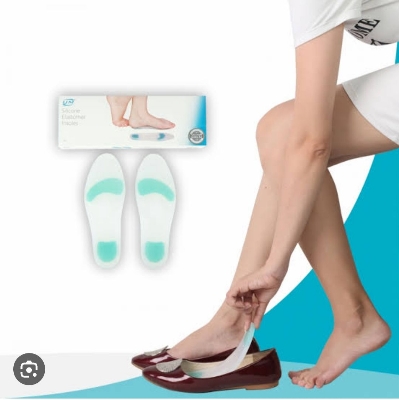 Picture of UM Silicone Elastomer Insole (The green gel inserts relief pressure on painful heel area)