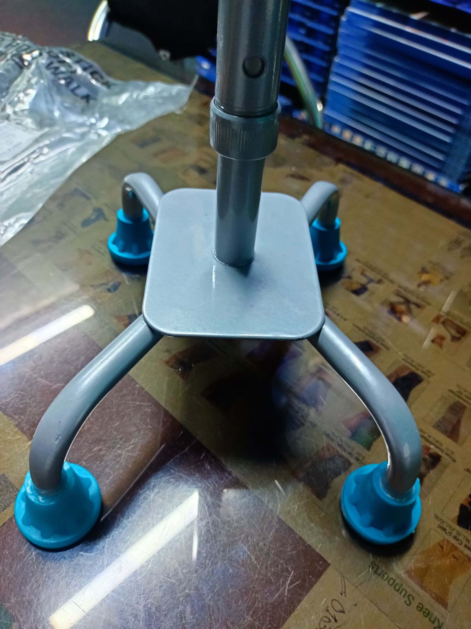 Picture of Walking Stick Soft Top Quapdripod Walk (UM)