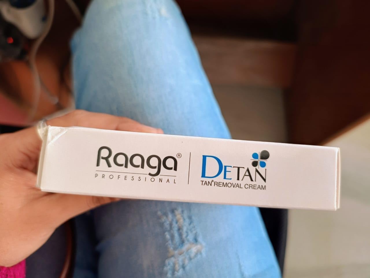 Picture of Raaga Professional De-Tan Pack | Tan Removal Cream with Kojic and Milk | Dermatologically Tested, Peroxide Free, Hydroquinone Free, Sulphate Free - 12g x 6 (72 gm)
