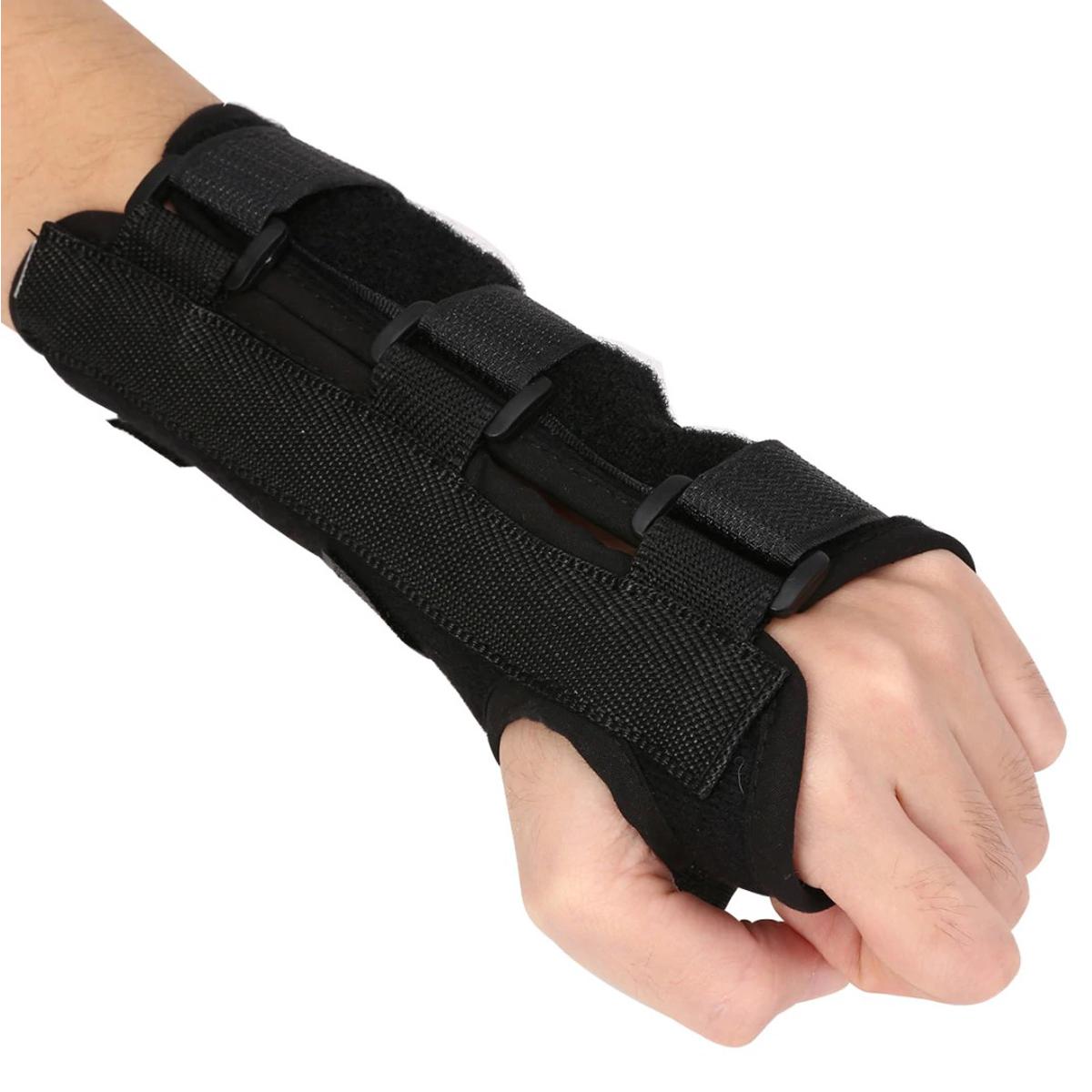 Picture of Carpal Tunnel'S Wrist Brace Splint For Left And Right Hand Gives Relieves Out Of Night'S Sleep And Gives Pain