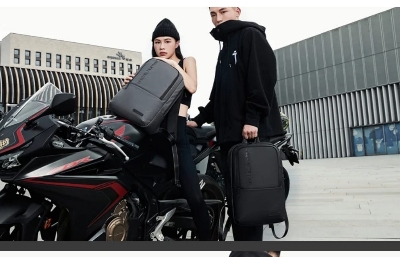 Picture of Arctic Hunter B00529 Water Resistant Laptop Bag Black