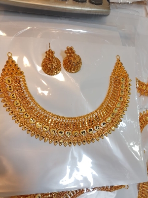 Picture of Exclusive gold palated jewellery set Picture of Exclusive gold palated jewellery set