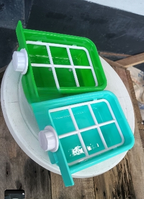 Picture of পাখির খাবারের পাত্র, ফুড গ্রেড প্লাস্টিক।